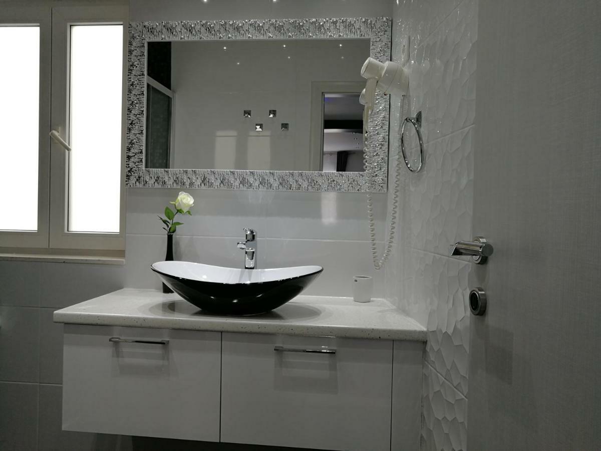Palladium II City Center Apartments ماكارسكا المظهر الخارجي الصورة
